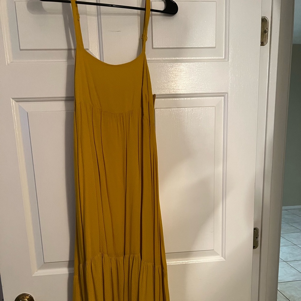 Womens midi/maxi dress.